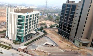 Unitech Uniworld Towers - Tower A